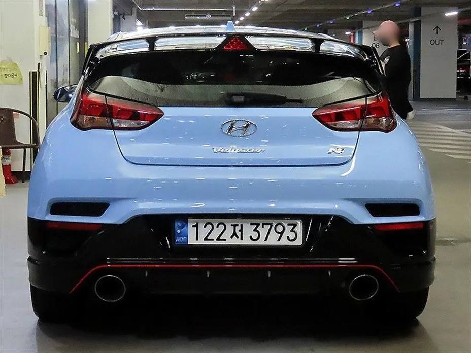 Hyundai Veloster — фото 6