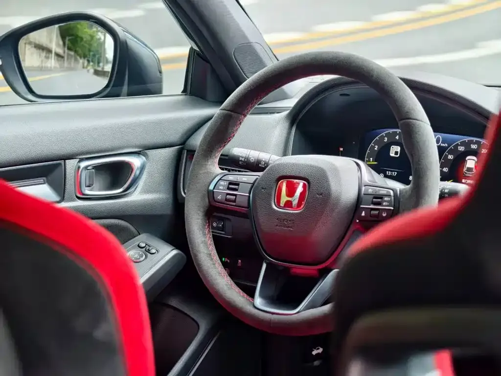 Honda Civic (Import) — фото 9