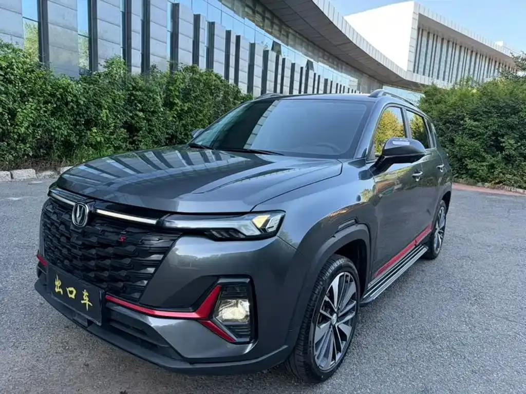 Changan CS35PLUS — фото 1
