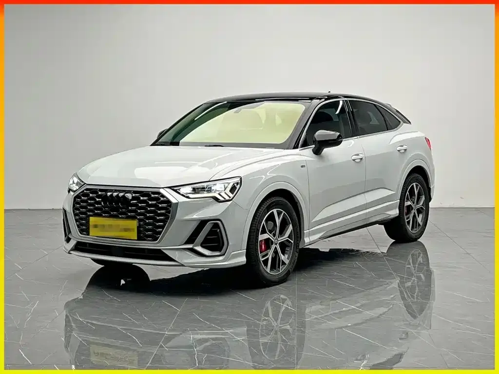 Audi Q3 Sportback — фото 1