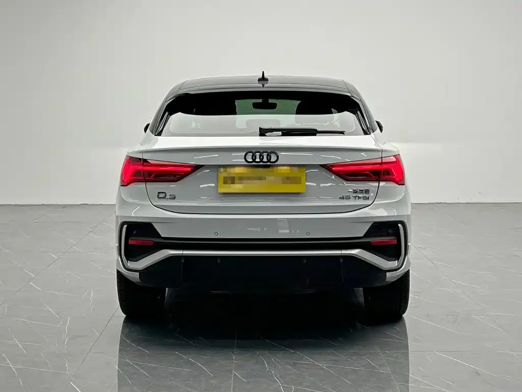 Audi Q3 Sportback — фото 4