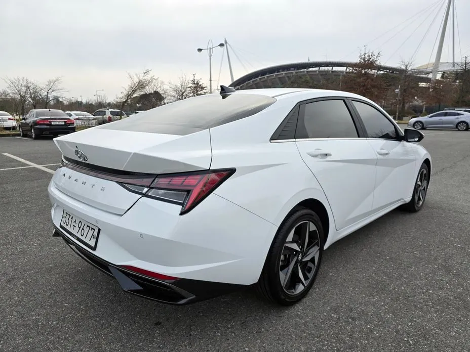Hyundai AVANTE — фото 5