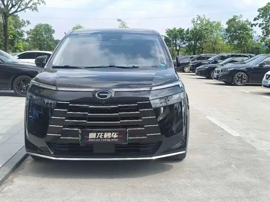 GAC Motor 传祺E8 PHEV — фото 6