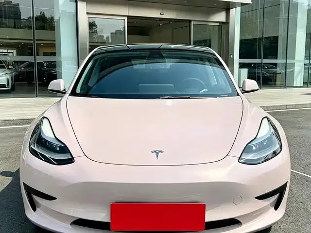 Tesla Model 3 — фото 6