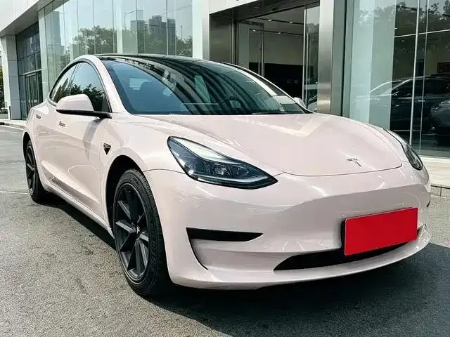 Tesla Model 3 — фото 4