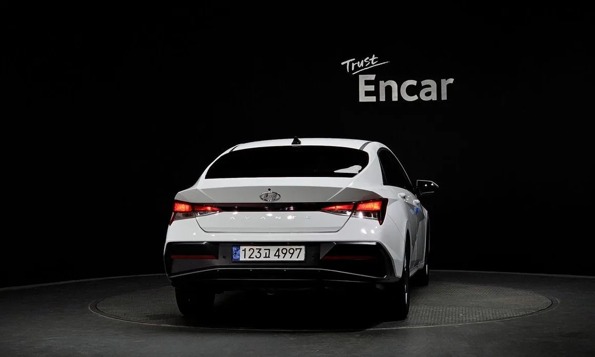 Hyundai AVANTE — фото 6