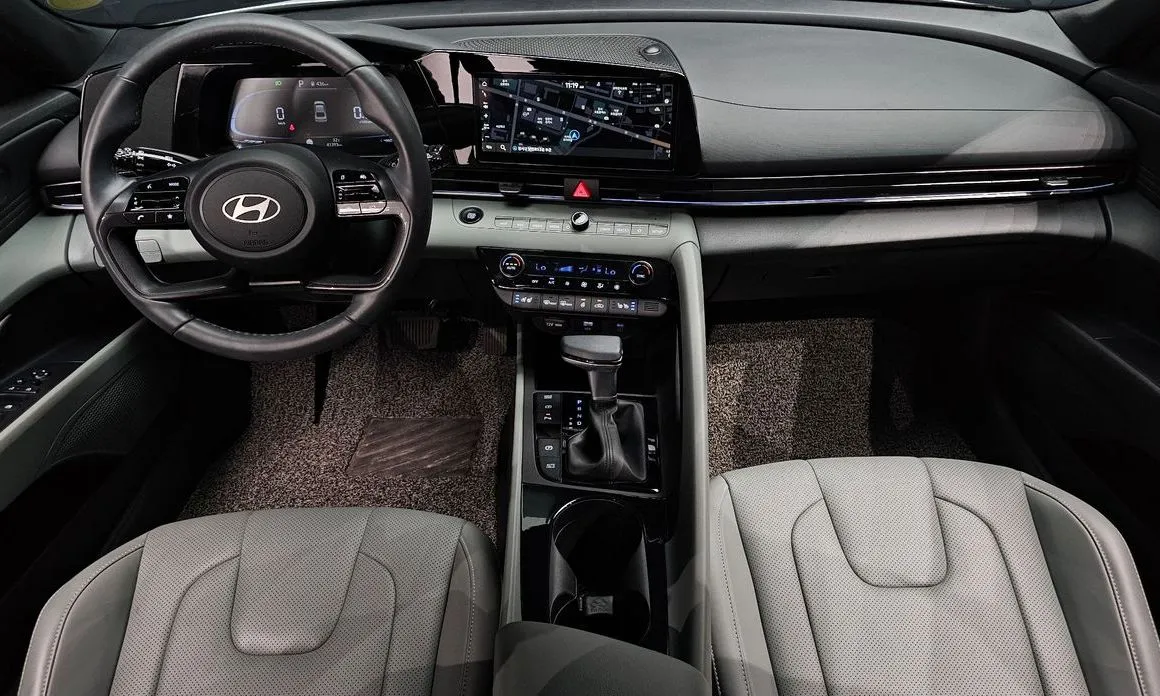 Hyundai AVANTE — фото 8