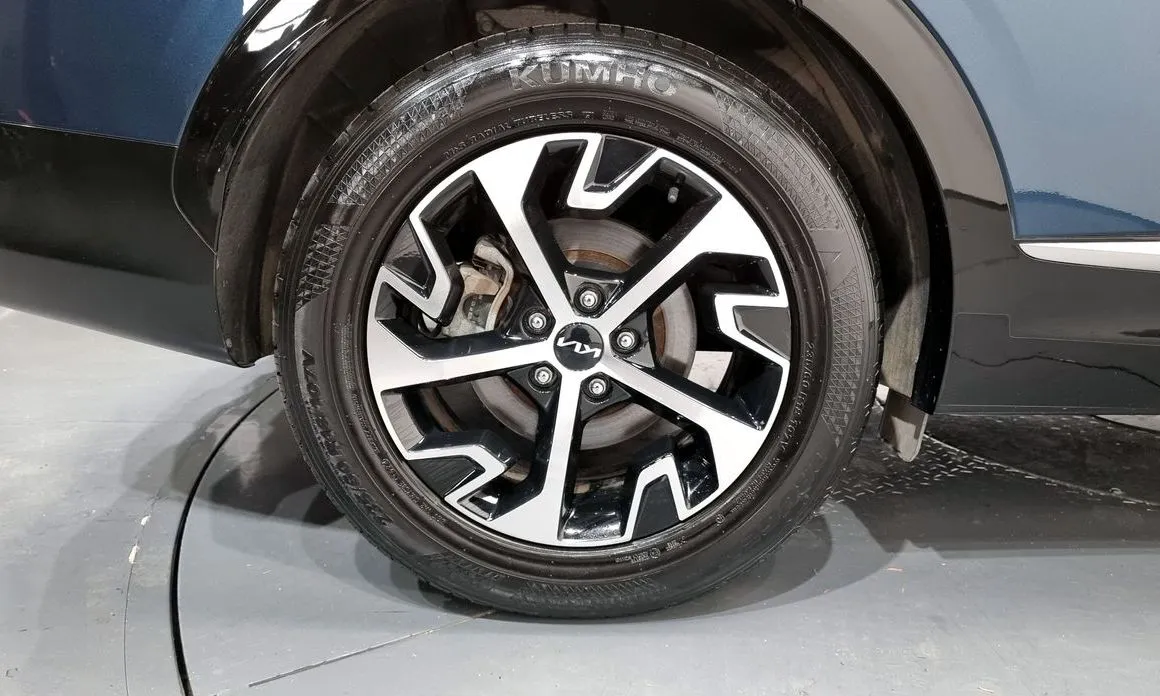 Kia Sportage — фото 9