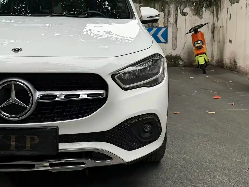 Mercedes-Benz GLA — фото 10