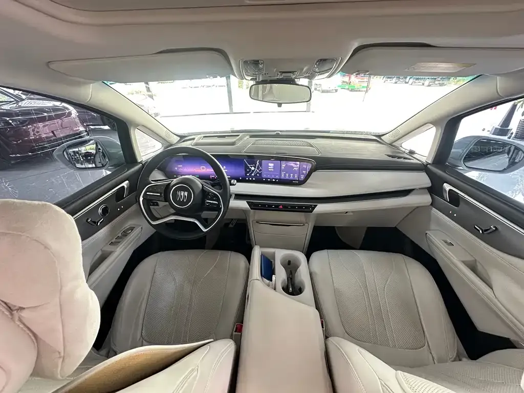 Buick GL8 Hybrid — фото 6