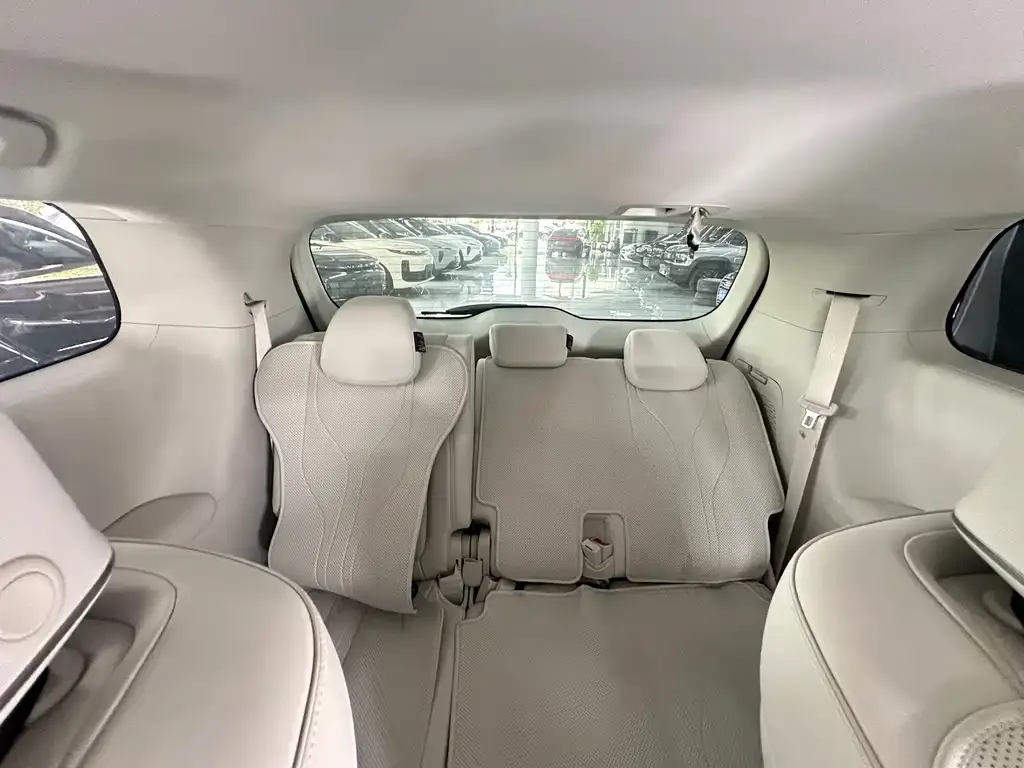 Buick GL8 Hybrid — фото 3