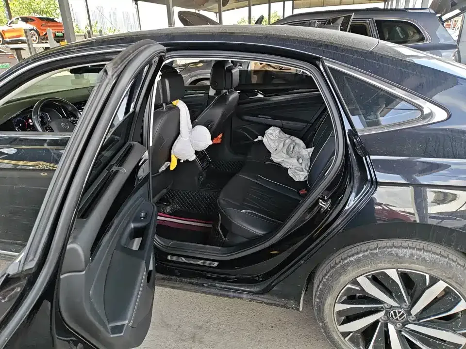 Volkswagen Passat — фото 5