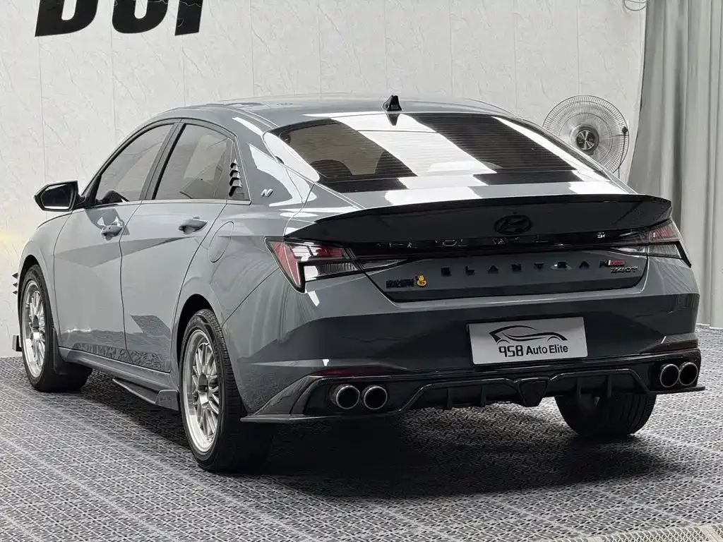 Hyundai Elantra — фото 6