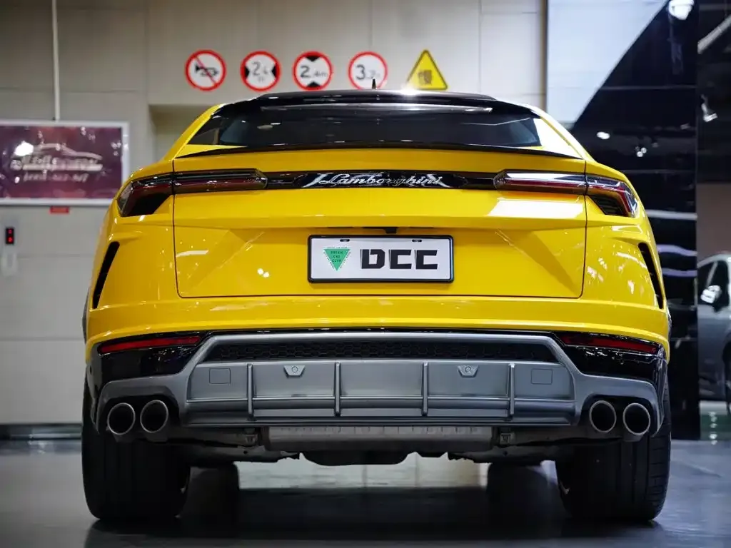 Lamborghini Urus — фото 3