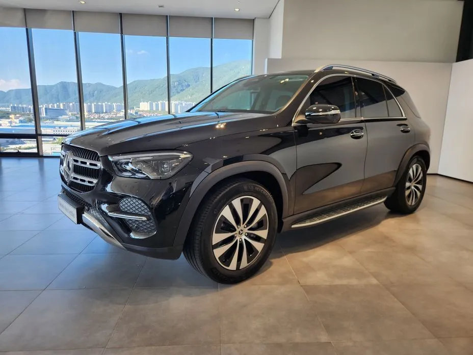 Mercedes-Benz GLE-Class — фото 1