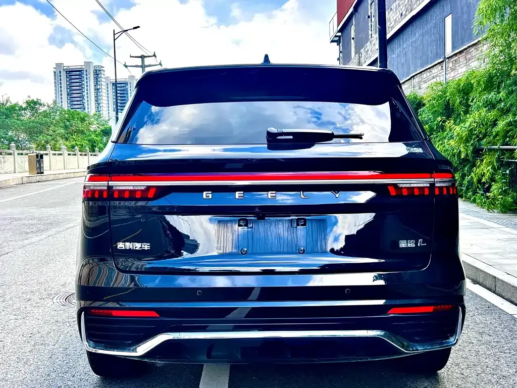 Geely Xingyue L — фото 10