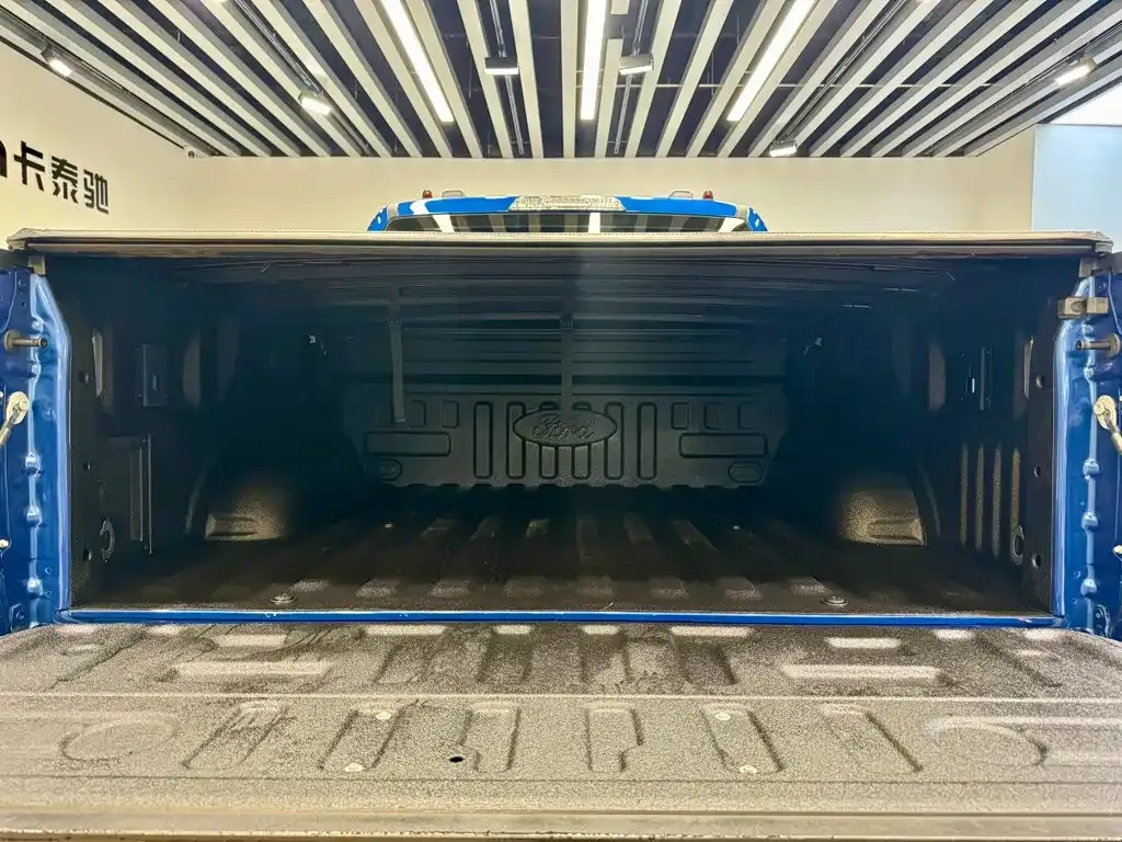 Ford F-150 Raptor — фото 5