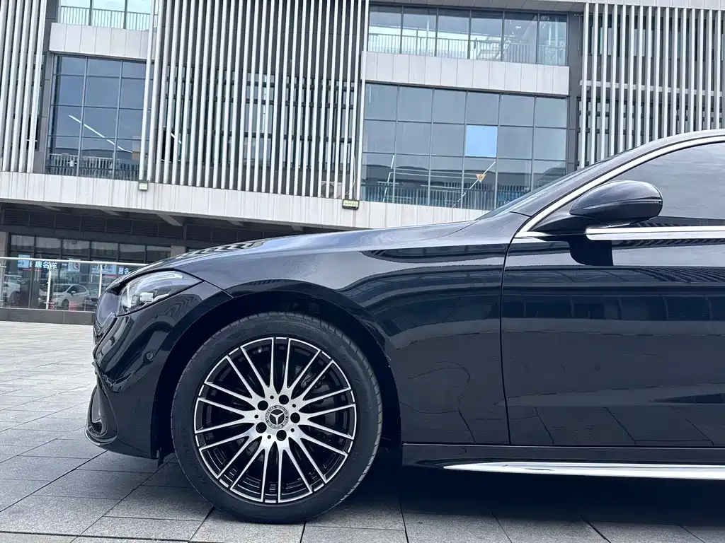 Mercedes-Benz C-Class — фото 6