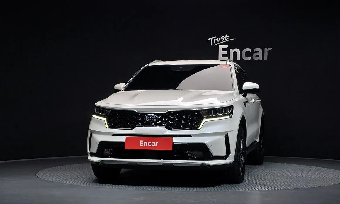 Kia Sorento — фото 7