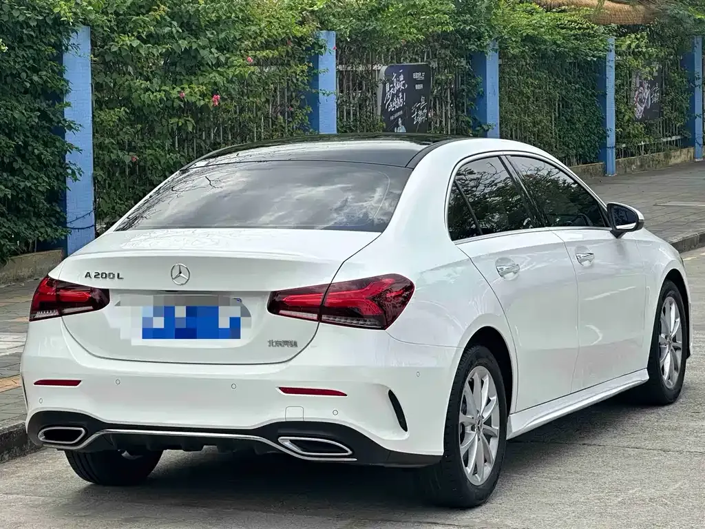 Mercedes-Benz A-Class — фото 9
