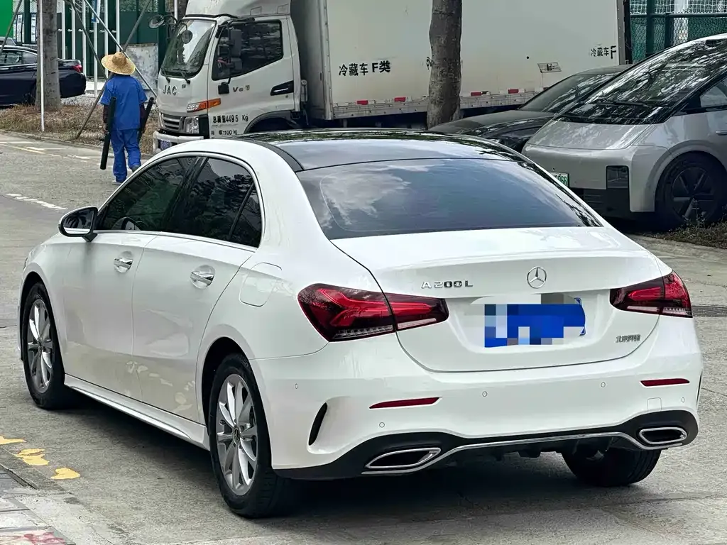 Mercedes-Benz A-Class — фото 10