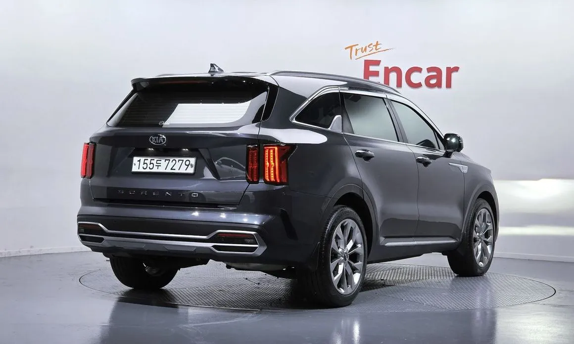 Kia Sorento — фото 5