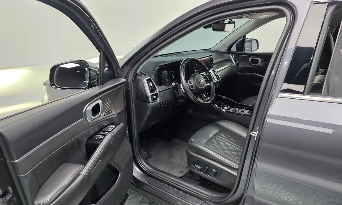 Kia Sorento — фото 6