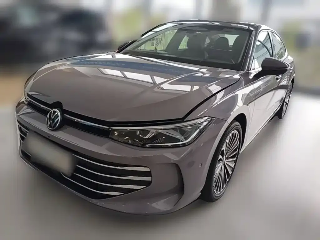 Volkswagen Passat — фото 1