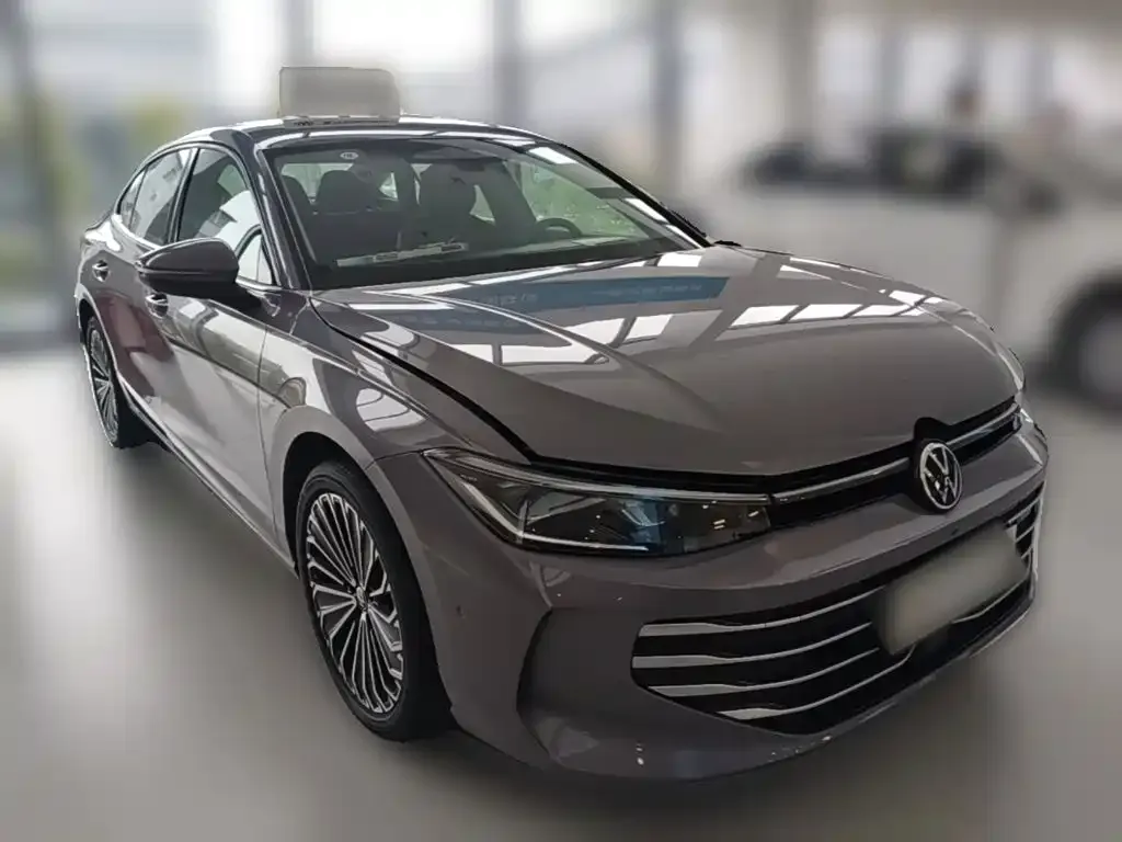 Volkswagen Passat — фото 10