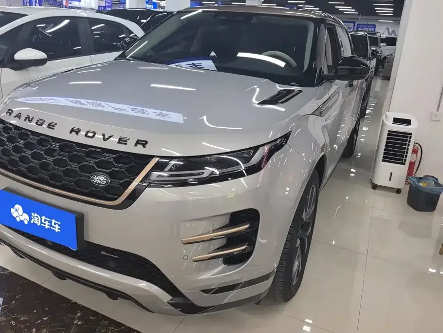 Land Rover Evoque — фото 1
