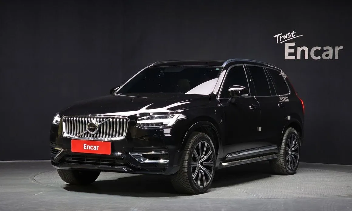 Volvo XC90 — фото 1