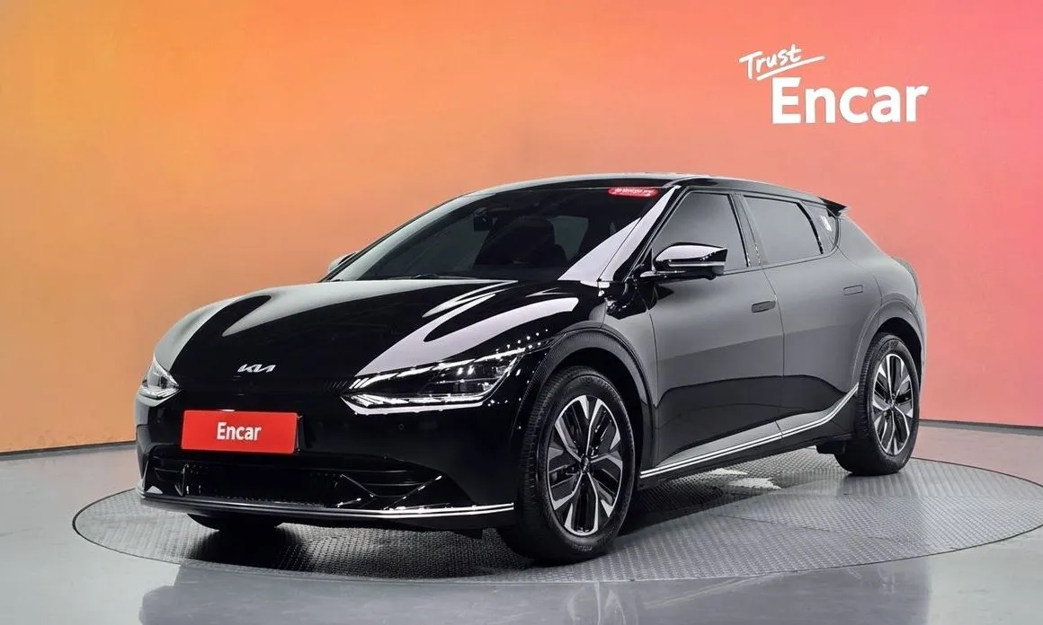 Kia EV6 — фото 1