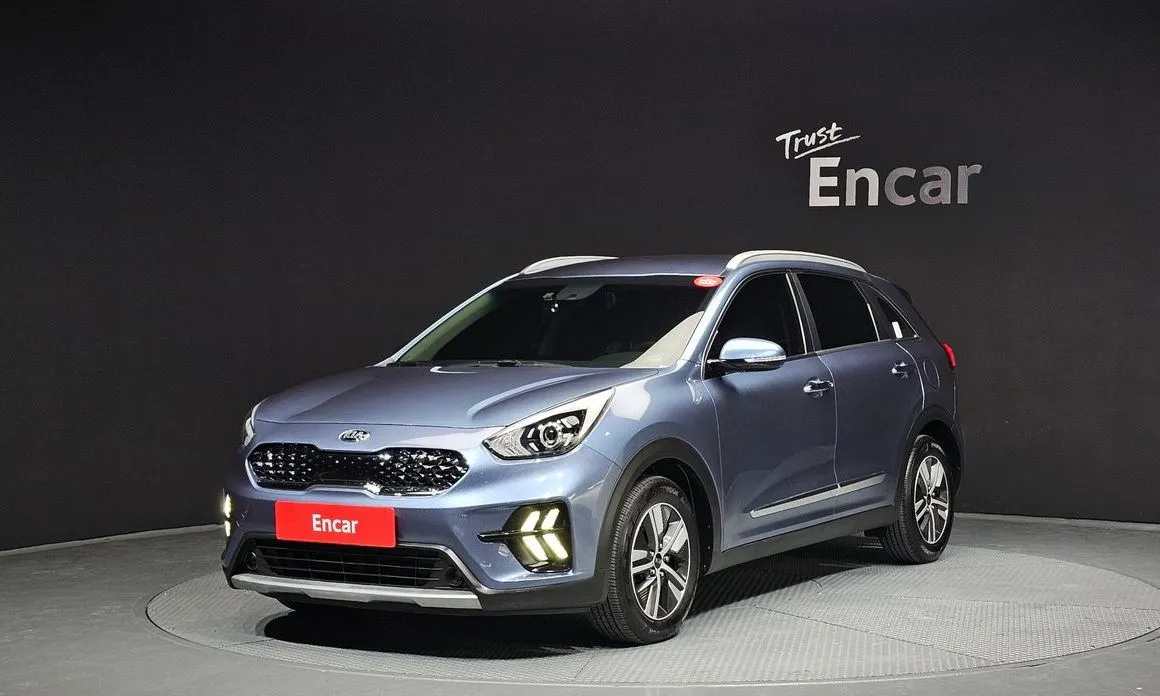 Kia Niro — фото 1