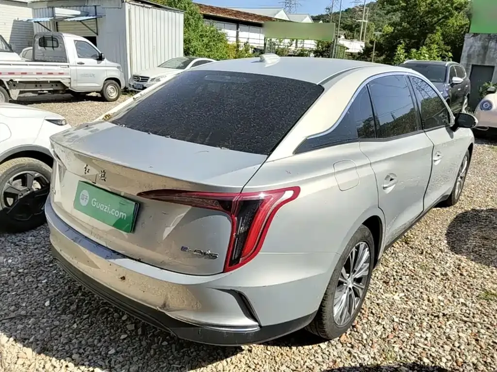 Hongqi E-QM5 — фото 3
