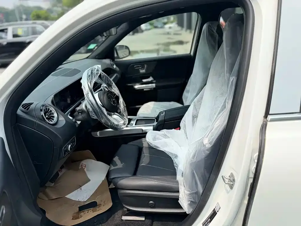 Mercedes-Benz EQB — фото 10
