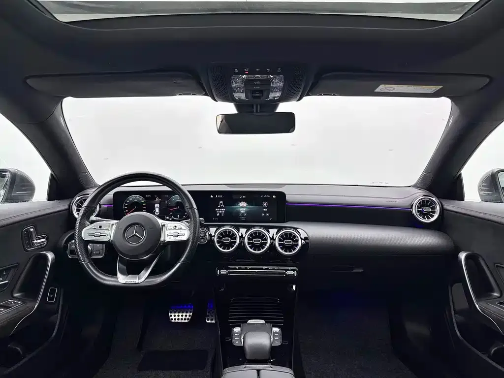 Mercedes-Benz CLA (Import) — фото 8