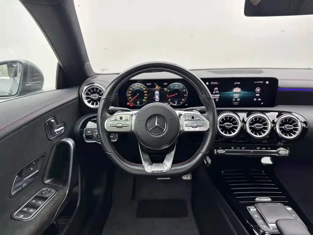 Mercedes-Benz CLA (Import) — фото 5