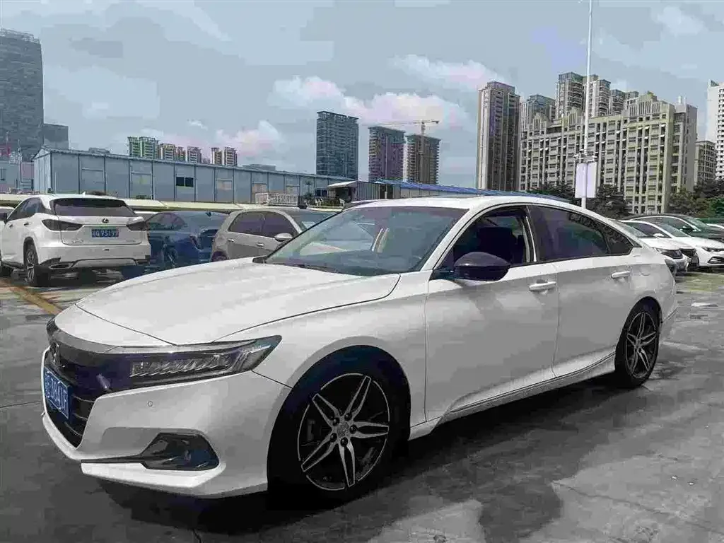 Honda Accord — фото 5