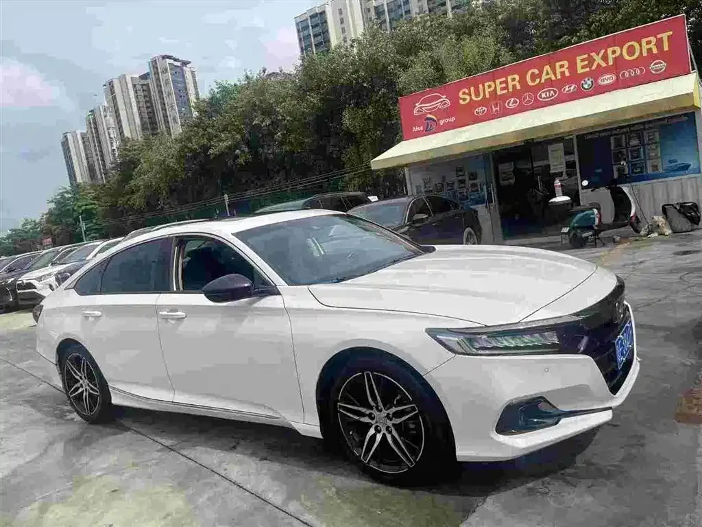 Honda Accord — фото 8