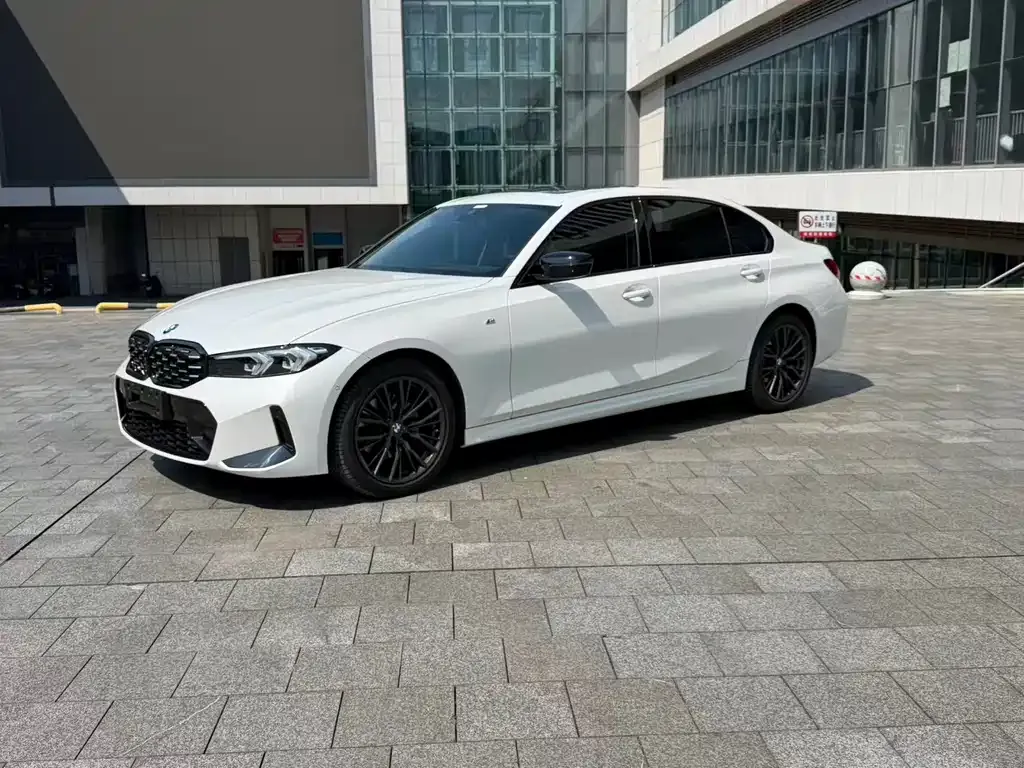 BMW 3 Series — фото 1