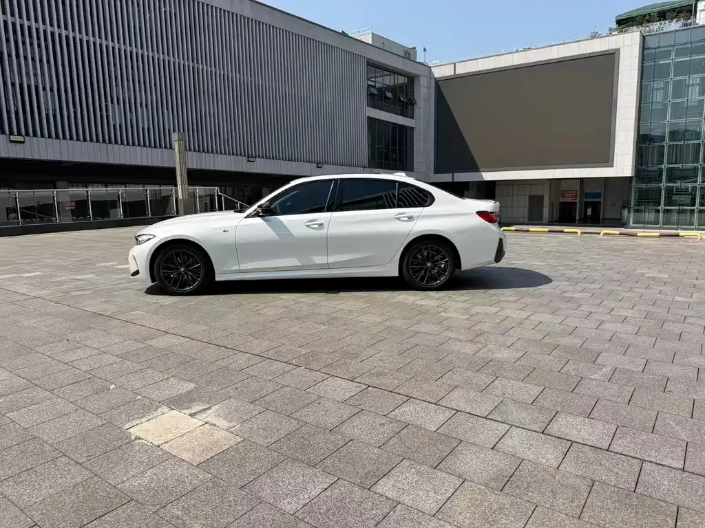 BMW 3 Series — фото 10