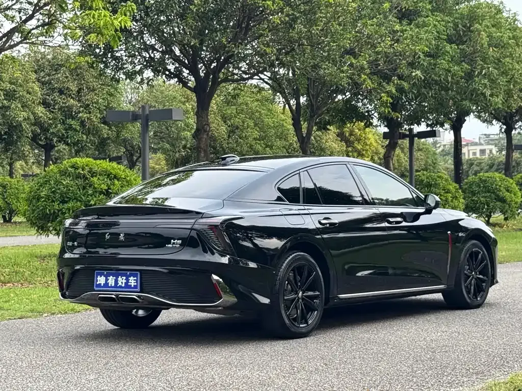 Hongqi H6 — фото 10