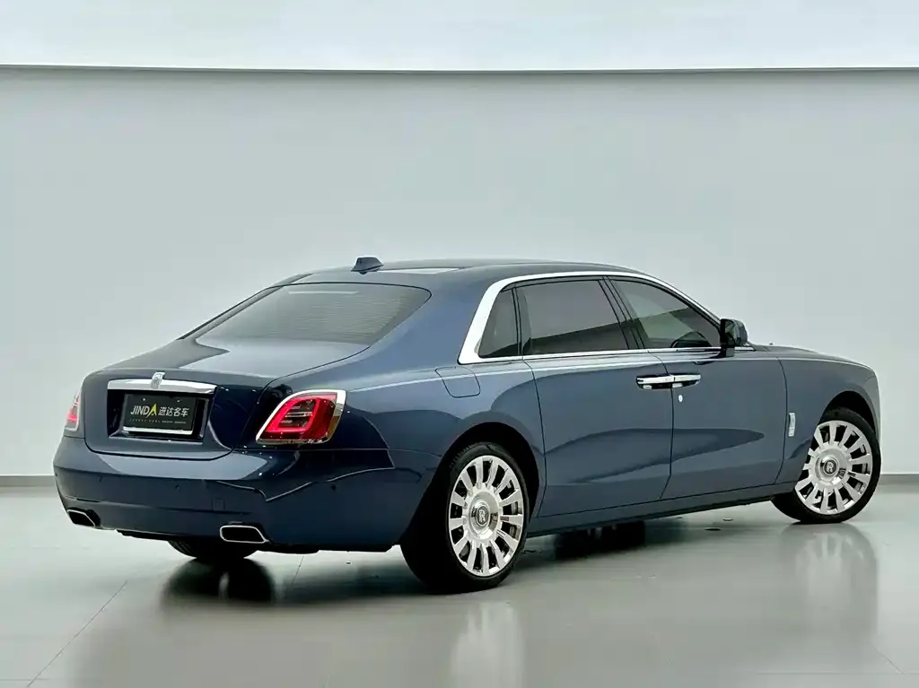 Rolls-Royce Ghost — фото 3