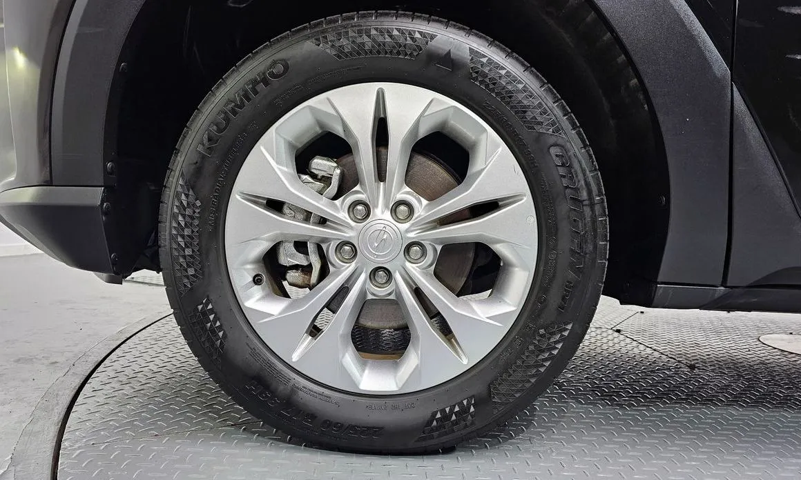 KG Mobility (Ssangyong) Torres — фото 3