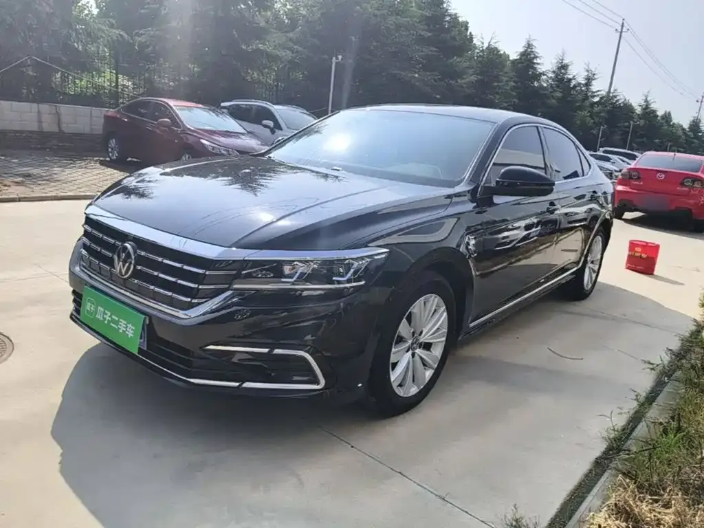 Volkswagen Passat — фото 7