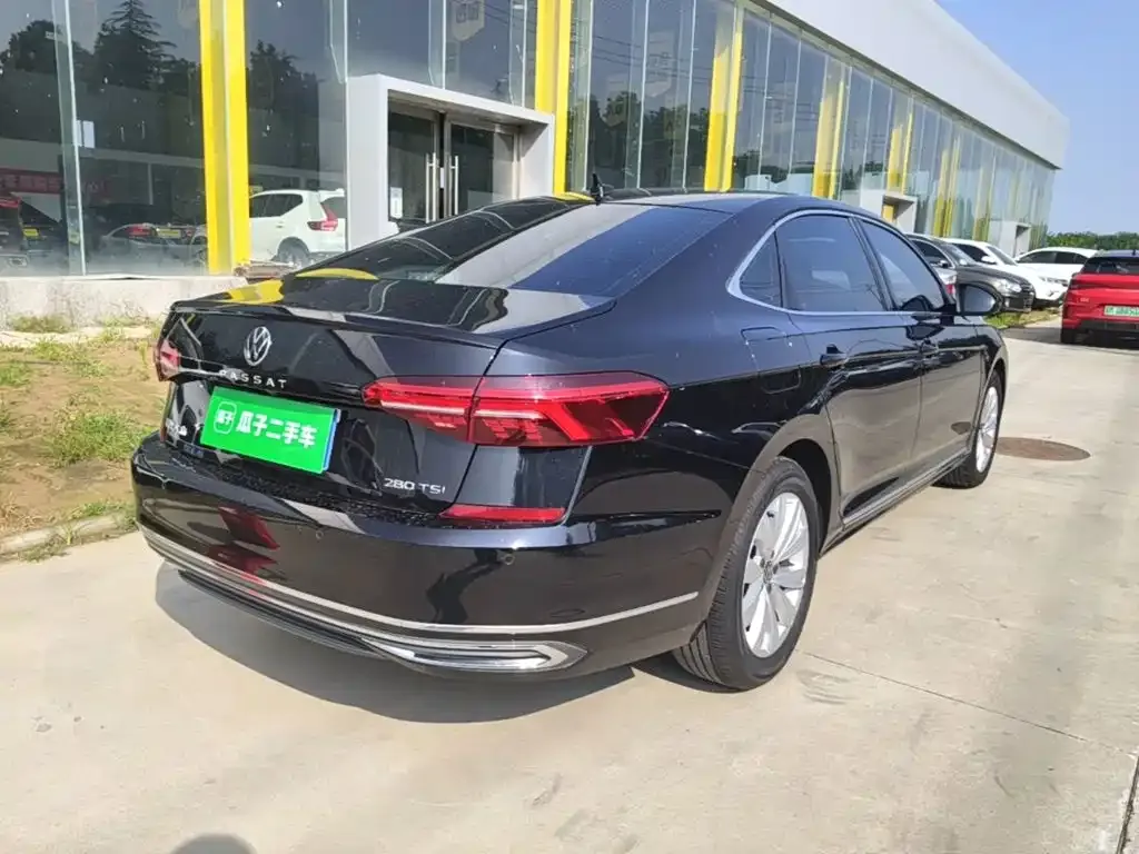 Volkswagen Passat — фото 3
