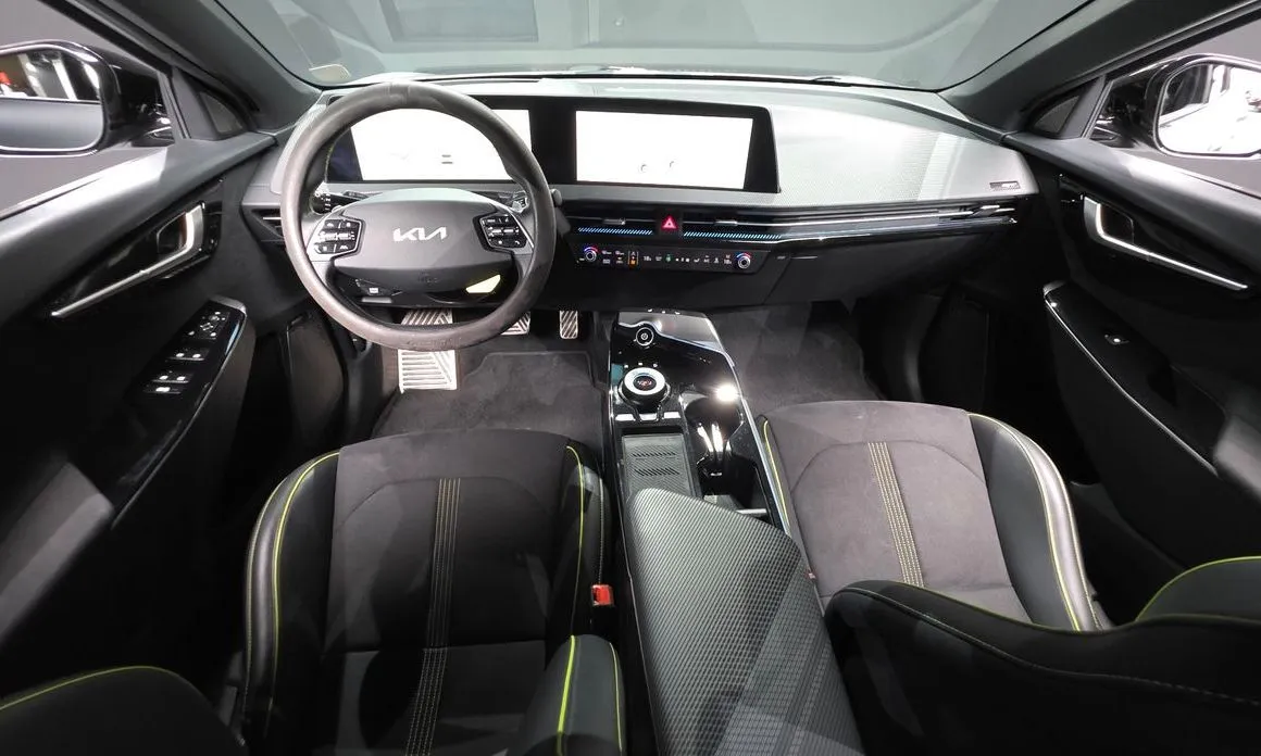 Kia EV6 — фото 10