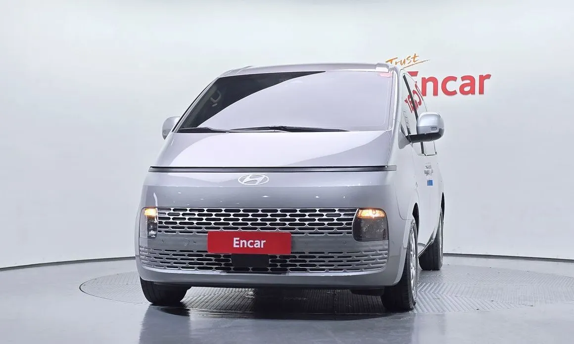 Hyundai Staria — фото 2