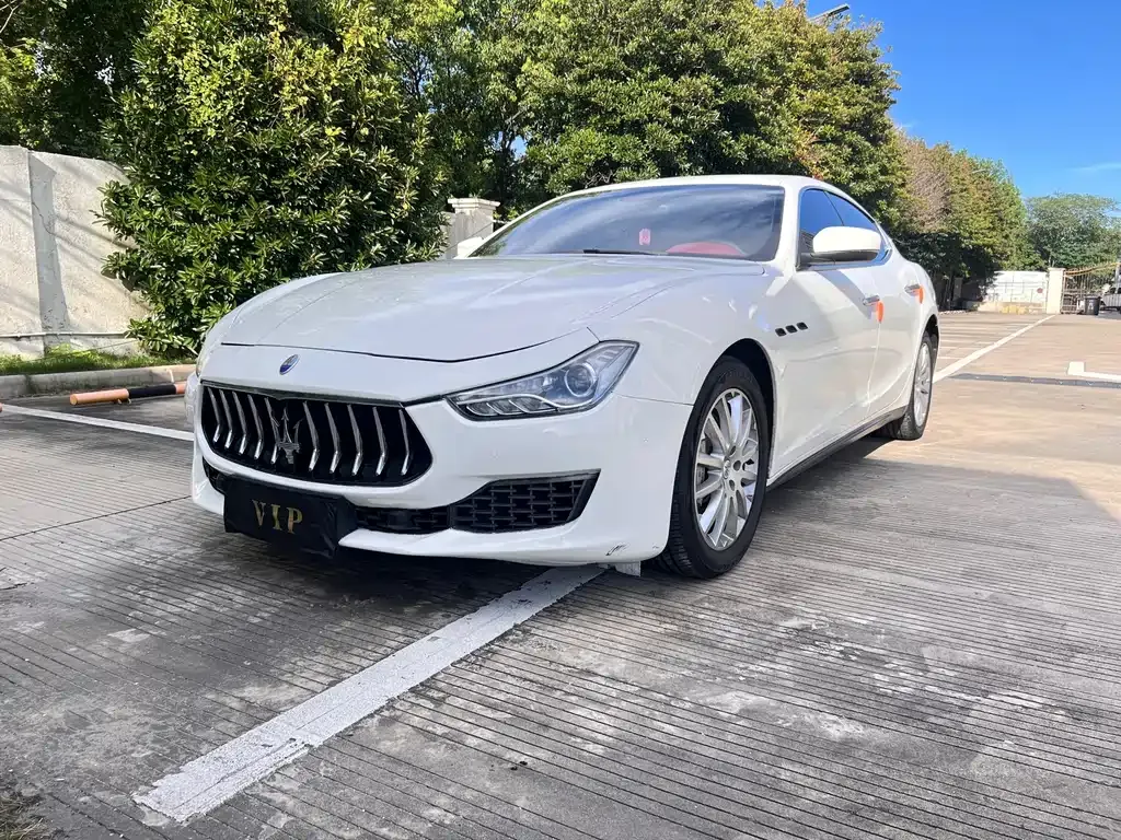 Maserati Ghibli — фото 1