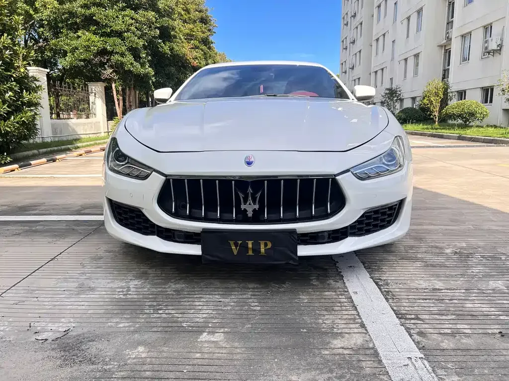 Maserati Ghibli — фото 10